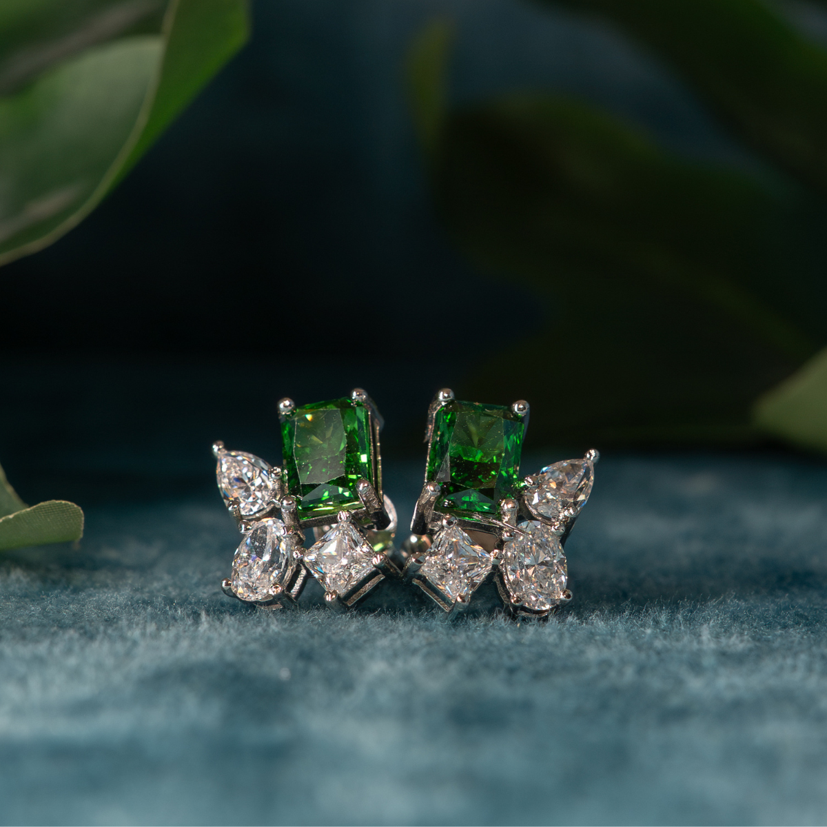 Emerald Fleur 925 Sterling Silver Earrings