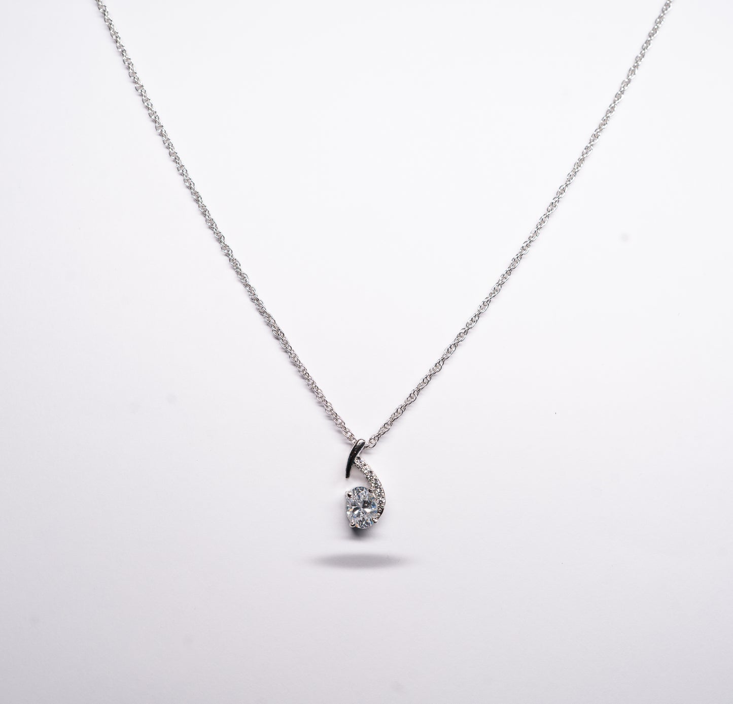Luna Curve 925 Sterling Silver Necklace